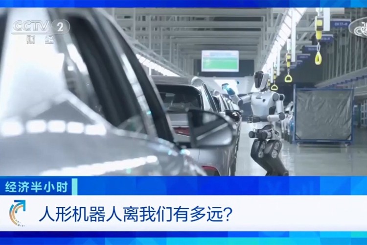 中央电视台《经济半小时》栏目对zoty中欧机器人的专题报道